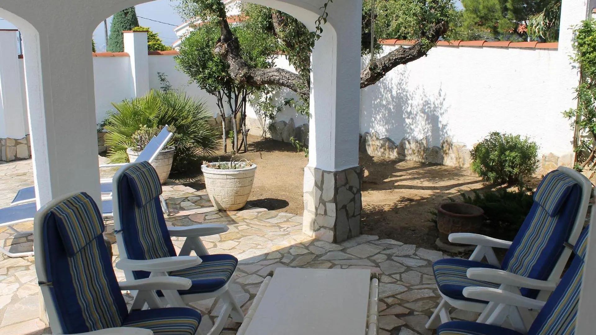 Alquiler De Casa Con Piscina Y Vistas, Max.7 Personas, Roses - Es-366-14